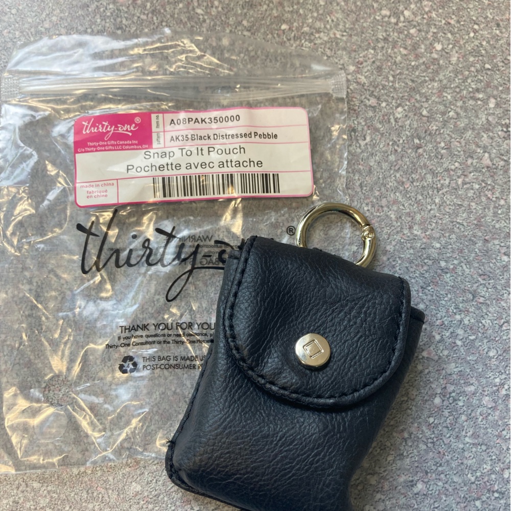 Thirty-One Snap to it Pouch Key chain